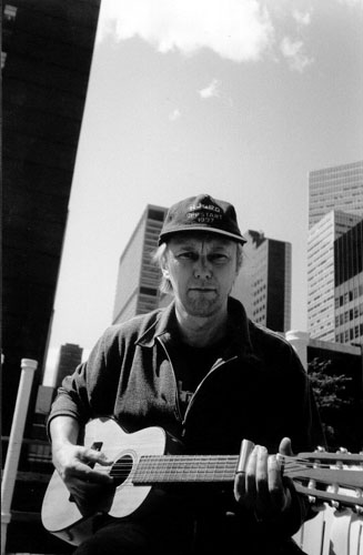 Atle Johannesen    -    guitar